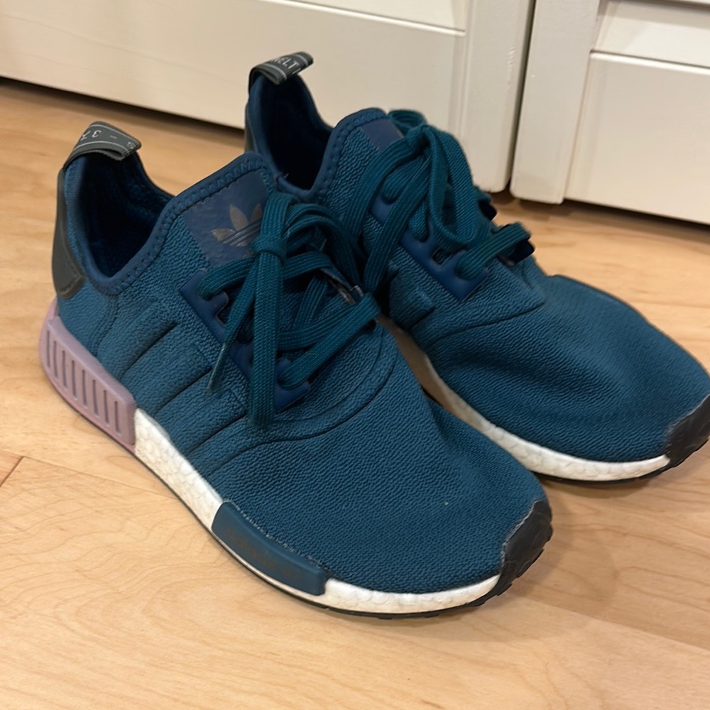 Adidas Women’s Teal Sneakers
